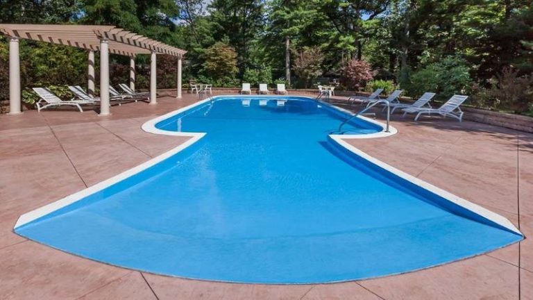 Howard Johnson by Wyndham Traverse City