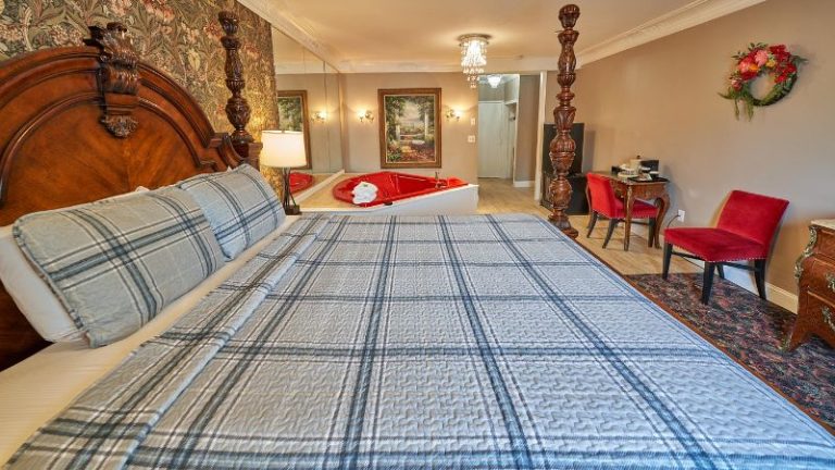 Hyannis Plaza Hotel, Massachusetts