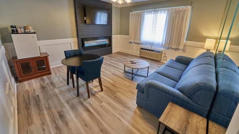 Hyannis Plaza Hotel, Massachusetts