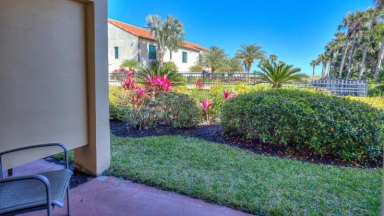 La Fiesta Ocean Inn & Suites