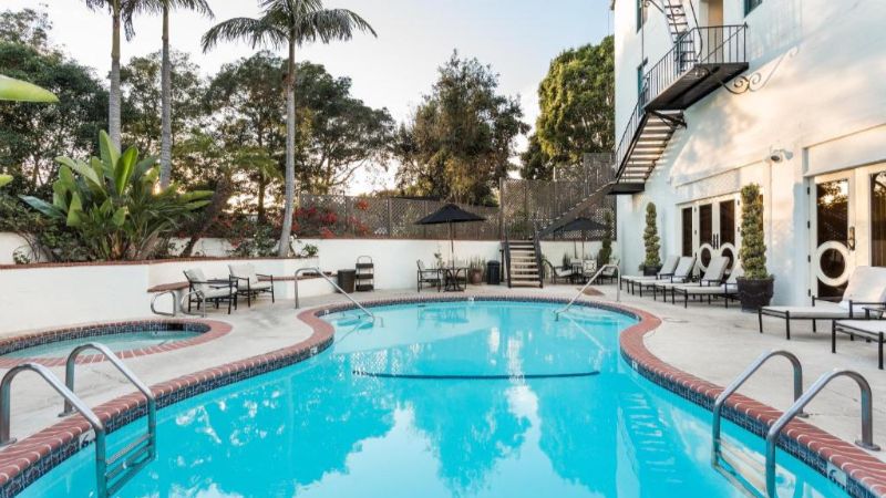 Montecito Inn, room with private jacuzzi, photo 6