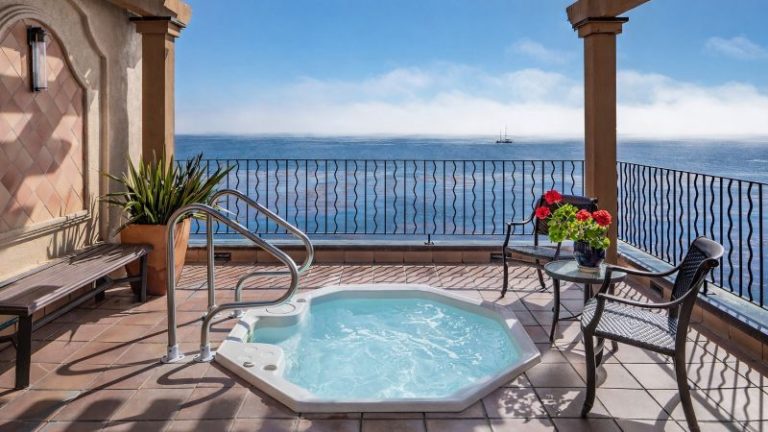 Monterey Bay Inn