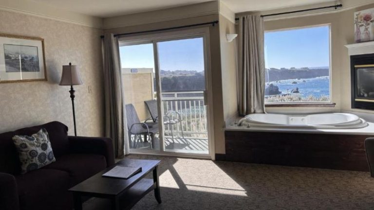 North Cliff Hotel
