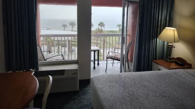 Oceanview Lodge