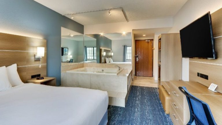Parkshore Resort