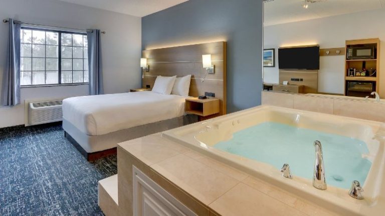 Parkshore Resort