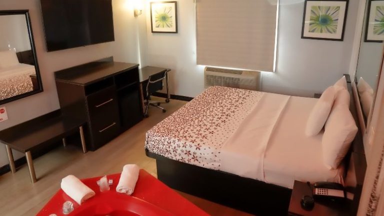 Pelham Garden Motel