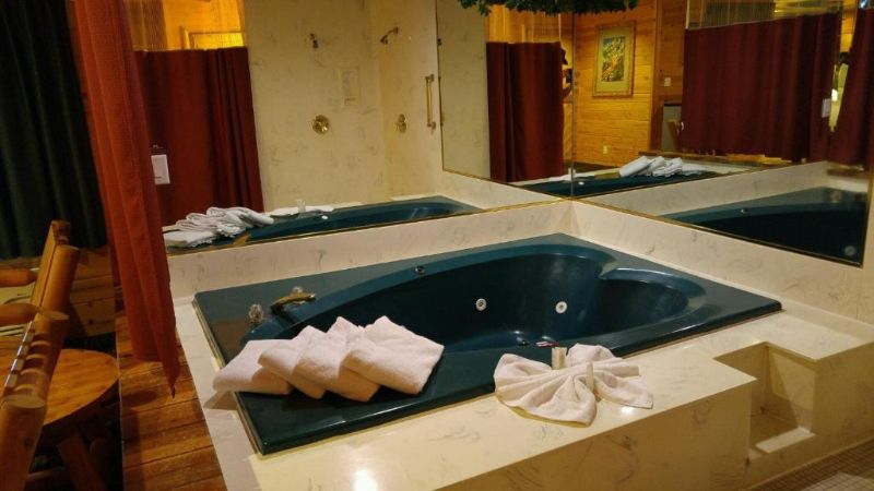 Postmarc Hotel and Spa Suites