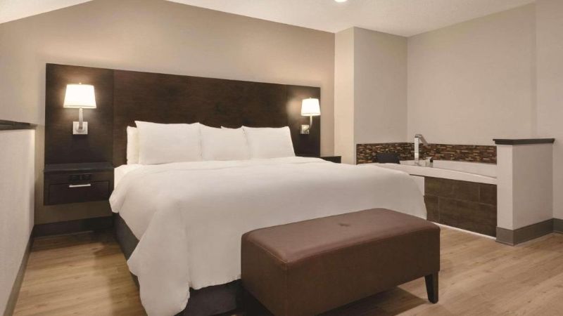Radisson Hotel & Conference Center Rockford