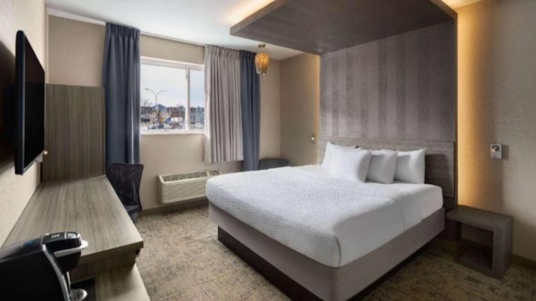 Ramada by Wyndham Bronx, New York