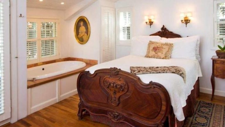 Simpson House Inn