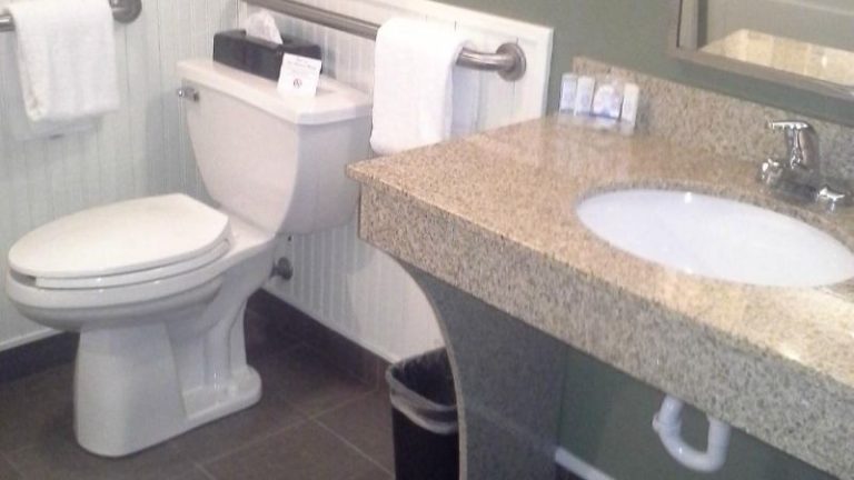 Sleep Inn & Suites Queensbury – Lake George