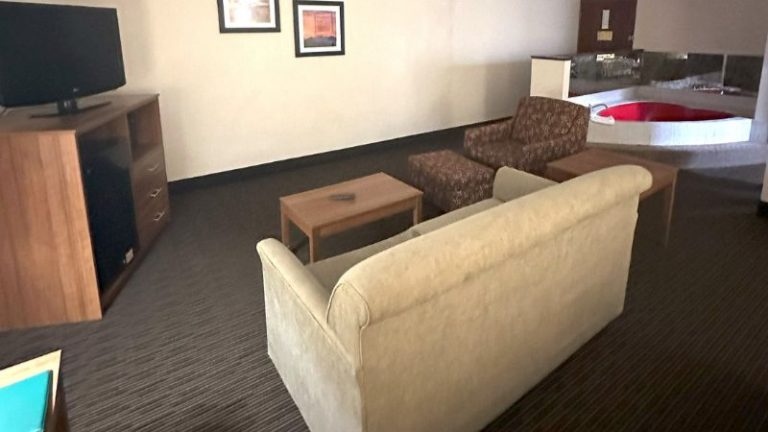 Quality Inn & Suites
