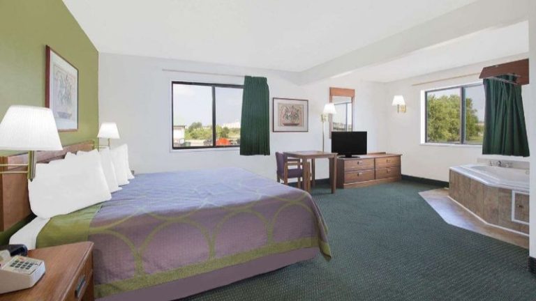 Super 8 by Wyndham Chillicothe