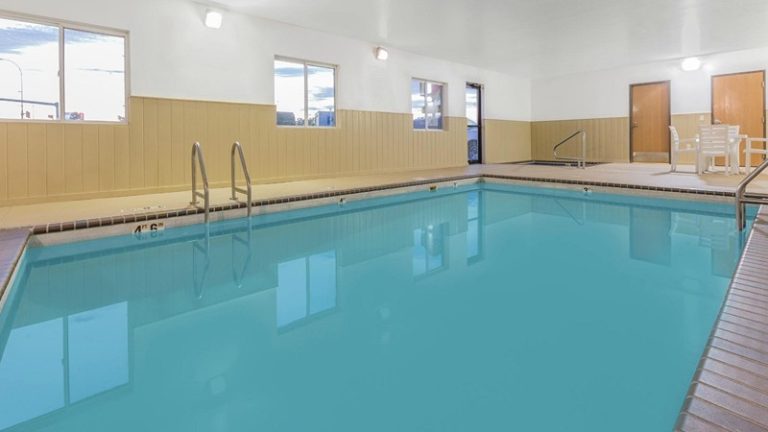 Super 8 by Wyndham Sioux Falls