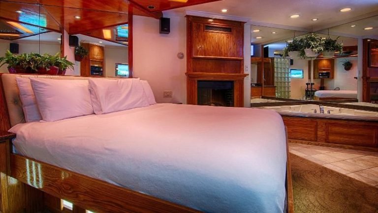 Sybaris Downers Grove