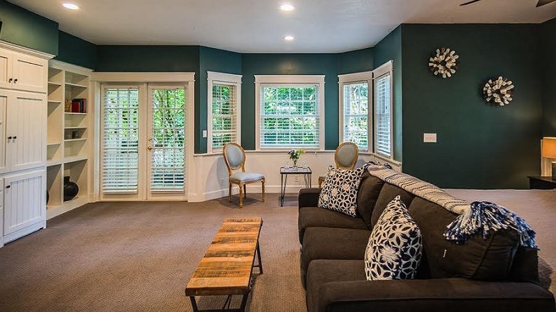 The Campbell House Inn, room with private jacuzzi, photo 7