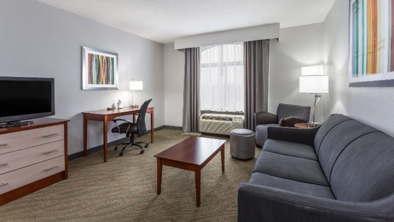 Wingate by Wyndham Chesapeake