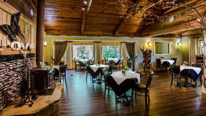 Forrest Hills Resort, room with private jacuzzi, photo 7