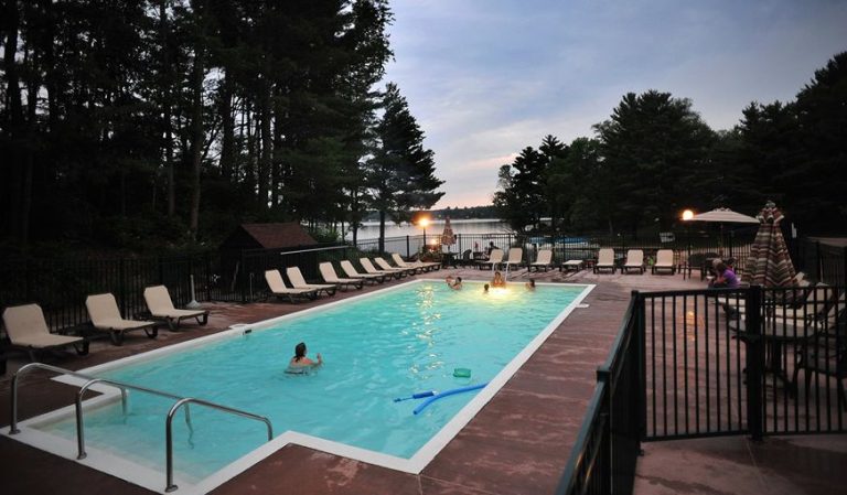Sunset Bay Resort & Suites
