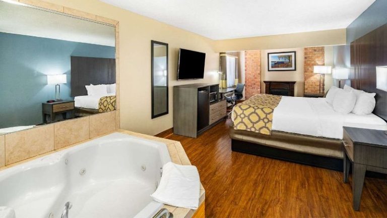 Baymont by Wyndham Tupelo