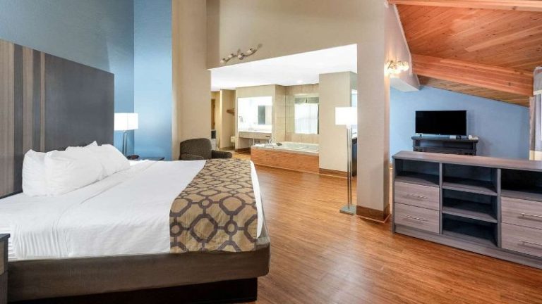 Baymont by Wyndham Tupelo