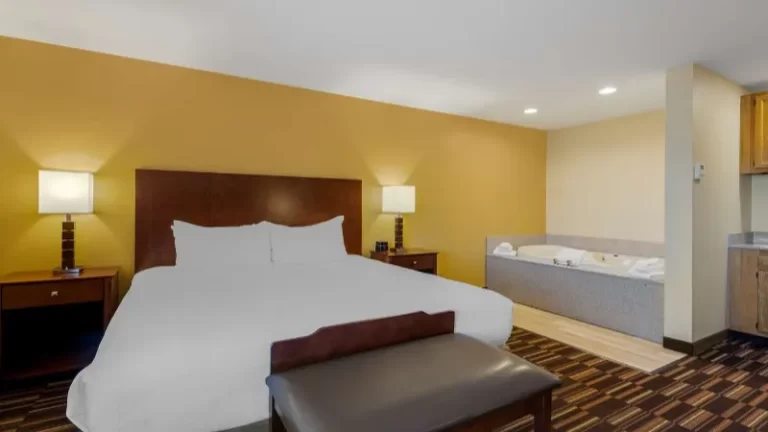 Best Western Falcon Plaza