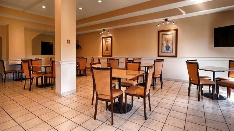 Best Western Plus Bass Hotel & Suites