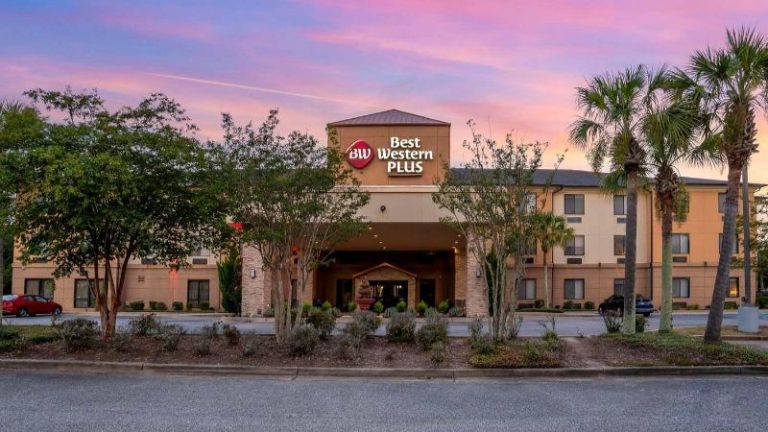 Best Western Plus Daphne Inn & Suites