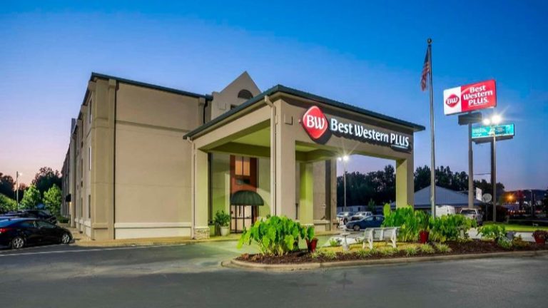 Best Western Plus Oak Mountain Inn