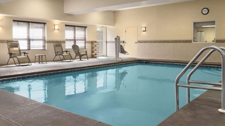 Comfort Inn & Suites
