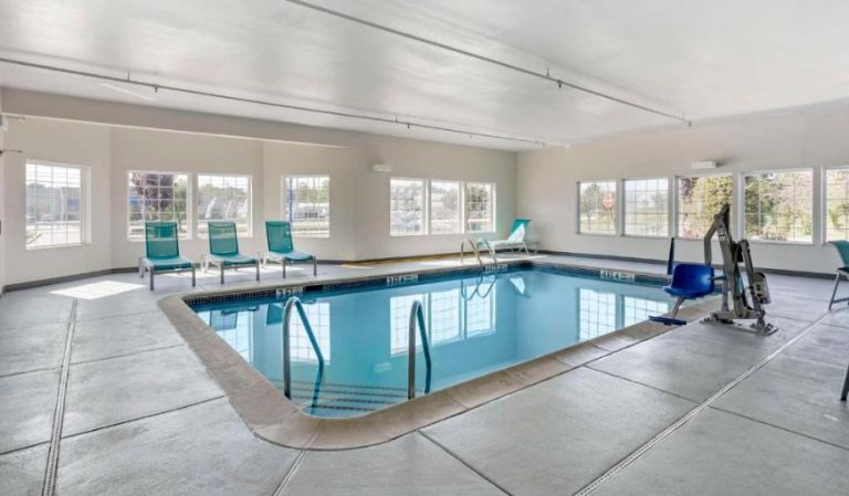 Comfort Inn & Suites Harrisburg-Hershey North