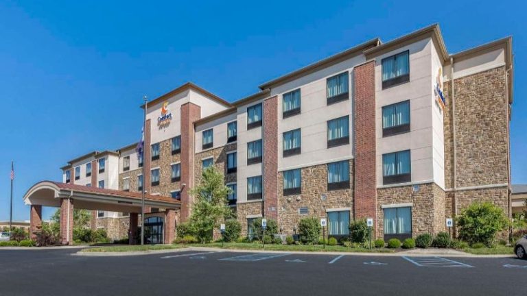 Comfort Suites Bridgeport – Clarksburg