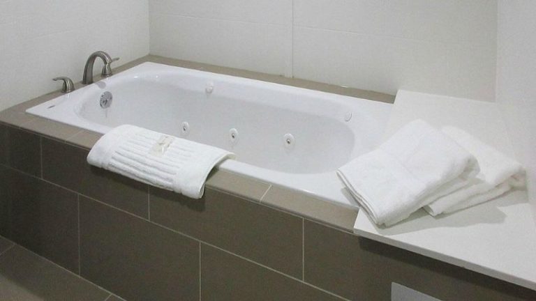 Comfort Suites West Omaha
