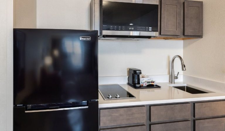 Country Inn & Suites by Radisson, Findlay, OH