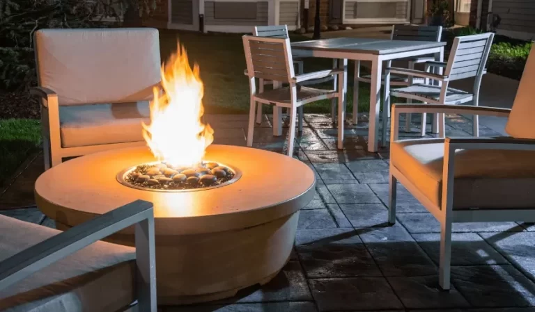 Country Inn & Suites by Radisson, Milwaukee West Brookfield, WI