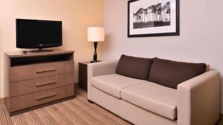 Country Inn & Suites by Radisson, Omaha Airport, IA