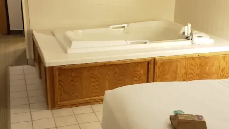 Country Inn & Suites by Radisson, Sidney, NE