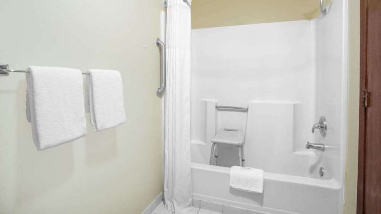 Days Inn by Wyndham North Platte