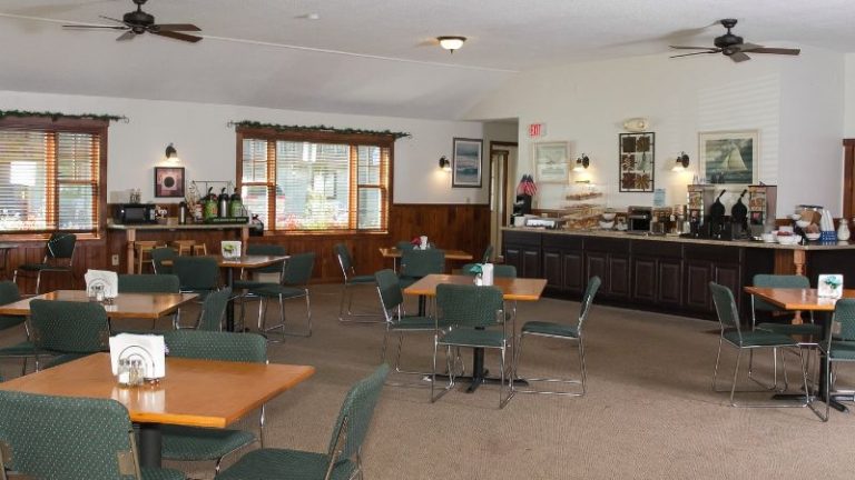 Flagship Inn