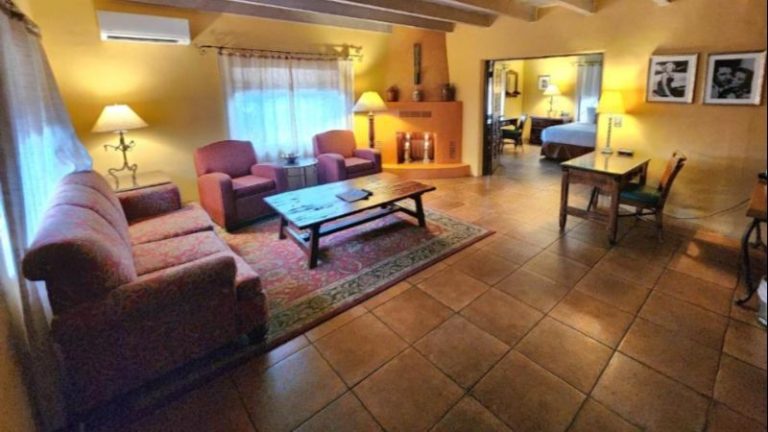 Hacienda del Sol