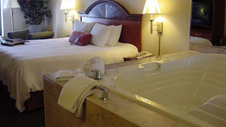 Hampton Inn Bowling Green