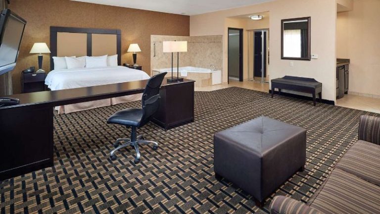 Hampton Inn & Suites Longview North