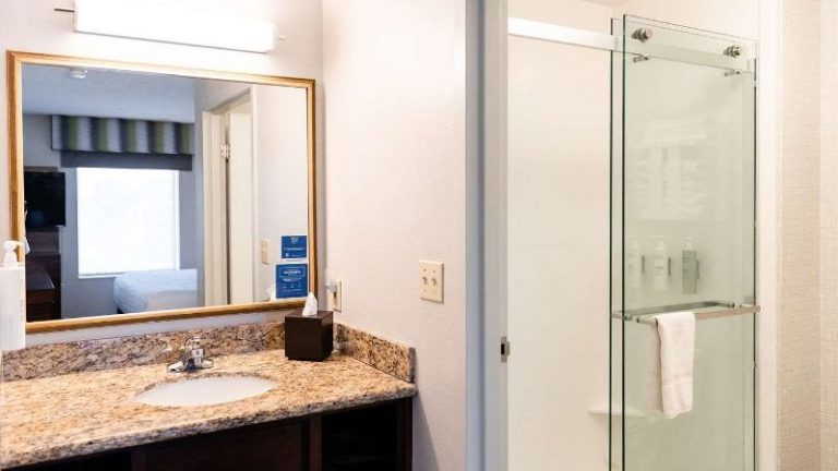 Hampton Inn & Suites Scottsbluff-Conference Center