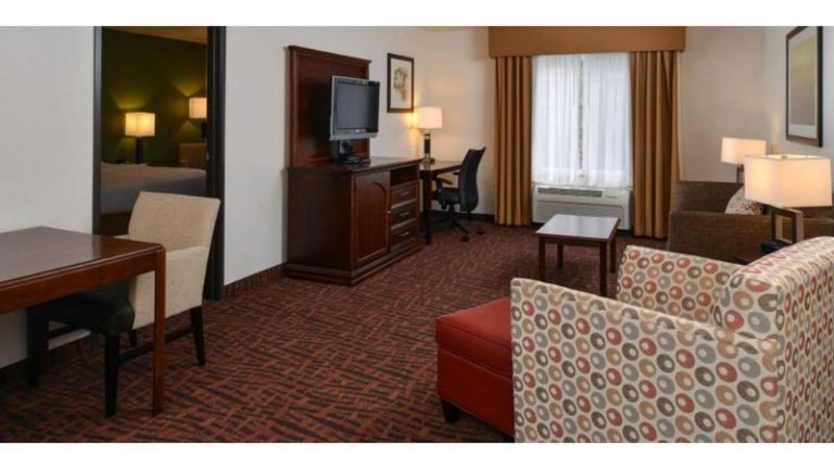 Holiday Inn Express Hotel & Suites Cherry Hills, an IHG Hotel