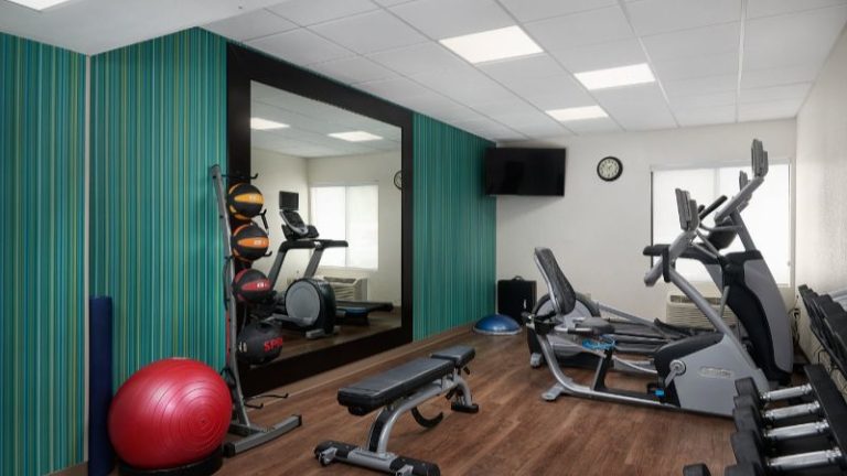 Holiday Inn Express Scottsdale North, an IHG Hotel