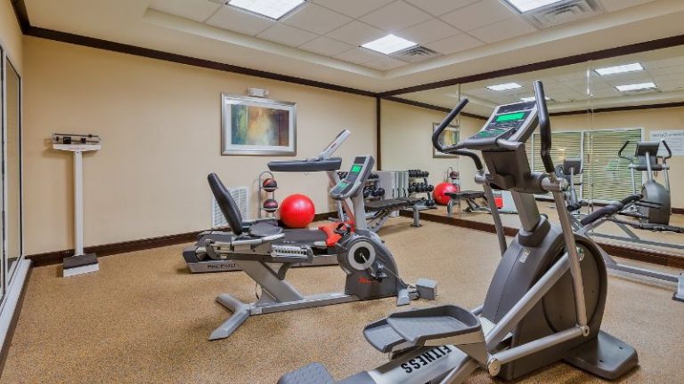 Holiday Inn Express & Suites Alpine Southeast, an IHG Hotel