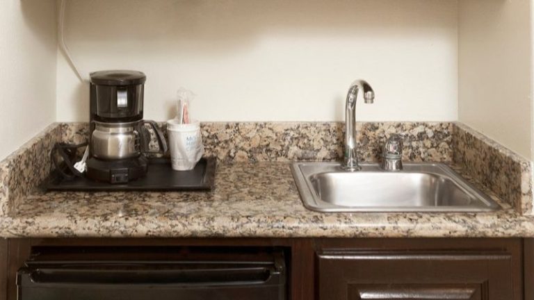 Holiday Inn Express & Suites Brownsville, an IHG Hotel