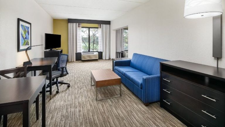 Holiday Inn Express & Suites Jacksonville Se- Med Ctr Area By Ihg