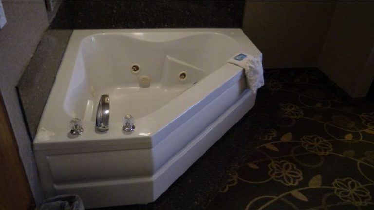 Holiday Inn Express & Suites Idaho Falls, an IHG Hotel